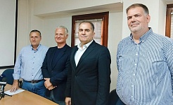 Ανδρέας Καραγιάννης, πρόεδρος ΔΕΥΑΚ, Δημήτρης Πτωχός, περιφερειάρχης Πελοποννήσου, Θανάσης Βασιλόπουλος, δήμαρχος Καλαμάτας, Αναστάσιος Αδαμόπουλος, αντιπεριφερειάρχης Μεσσηνίας
