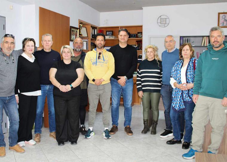 Η νέα διοίκηση του Σωματείου των δημοτικών υπαλλήλων στον δήμαρχο Μεσσήνης