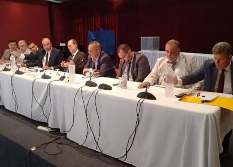 Και η παράταξη Τατούλη τονίζει ότι η παραβιάζεται η νομοθεσία για τη λειτουργία του Περιφερειακού Συμβουλίου