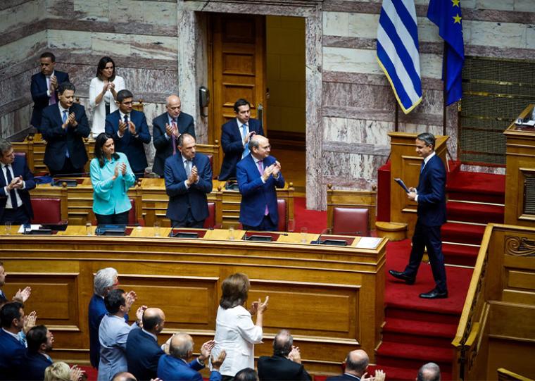 Αντιπολίτευση στον Μητσοτάκη