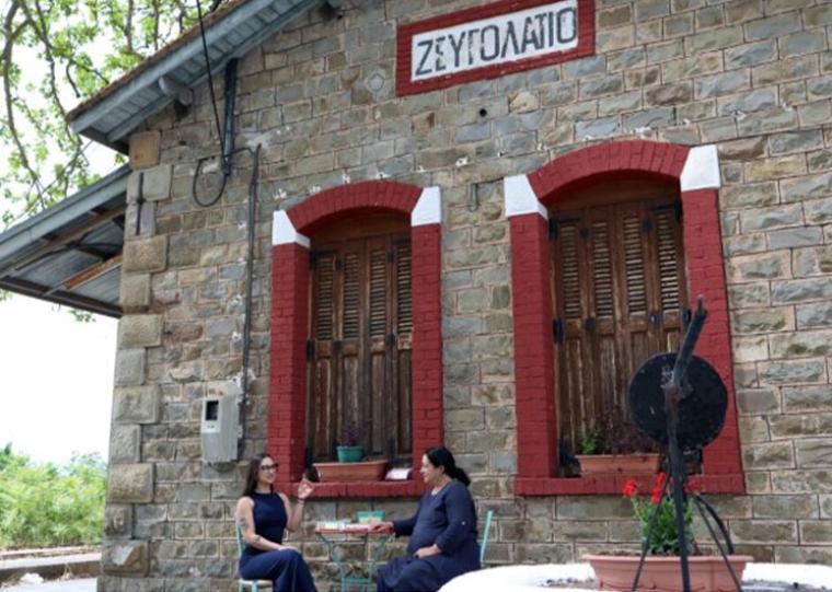 Ελέφαντας στην Αίγινα και άλλες ιστορίες (389)