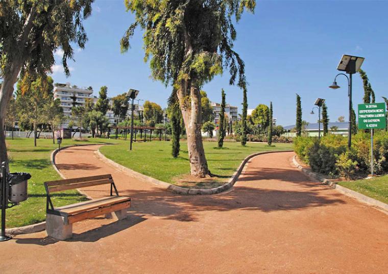 Ζουρναλίσματα: Στο café στο πάρκο Φλοίσβου