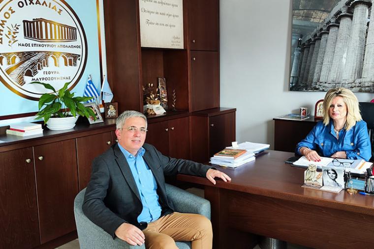 Συνάντηση Μανώλη Μάκαρη με τη δήμαρχο Οιχαλίας Παναγιώτα Γεωργακοπούλου