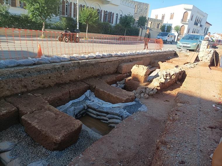 “Παγώνει” για μήνες η ανασκαφή γιατί ο δρόμος δεν πρέπει να είναι σκαμμένος στη γιορτή της Υπαπαντής