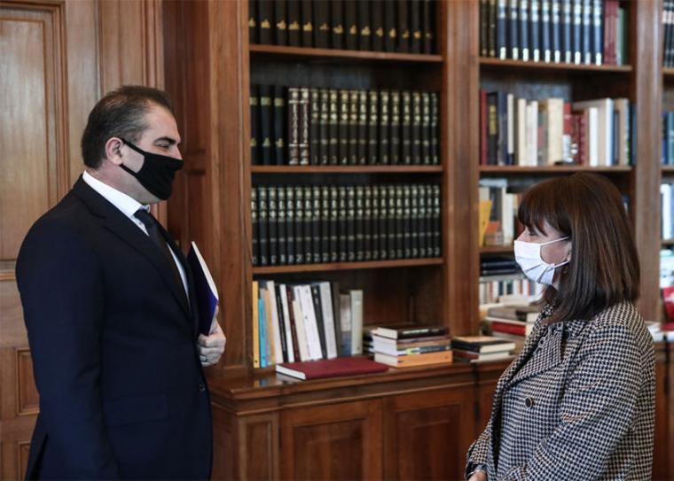 Στην Καλαμάτα αύριο η Πρόεδρος της Δημοκρατίας για να εγκαινιάσει έκθεσης ζωγραφικής