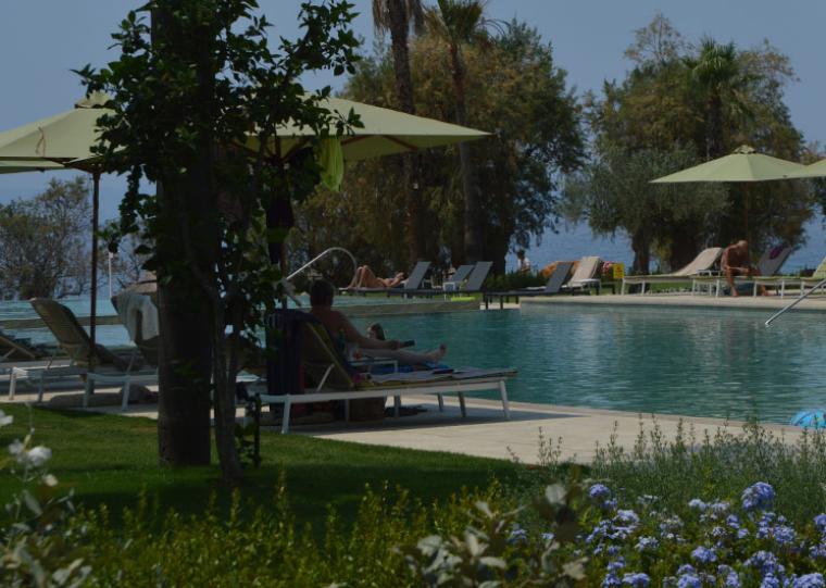 «Λευκή Νύχτα» Καλαμάτας: Αυτό που κάποτε ήταν καινοτομία σήμερα χρειάζεται αναθεώρηση