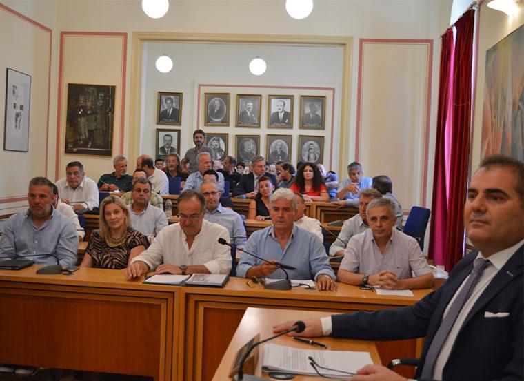 Συνεδριάσεις στο αμφιθέατρο του Διοικητήριου και διαδικτυακή μετάδοση λόγω κορονοϊού προτείνει ο Στ. Μπεχράκης