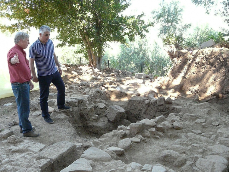 Ο Δημήτρης Καφαντάρης με τον Jack Davis στις ανασκαφές στο Ανάκτορο του Νέστορος