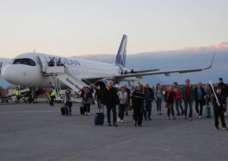Η Ένωση Ξενοδόχων για την πρώτη φετινή τουριστική πτήση – Ελπιδοφόρο γεγονός, να ξεκινήσουν τα έργα υποδομής
