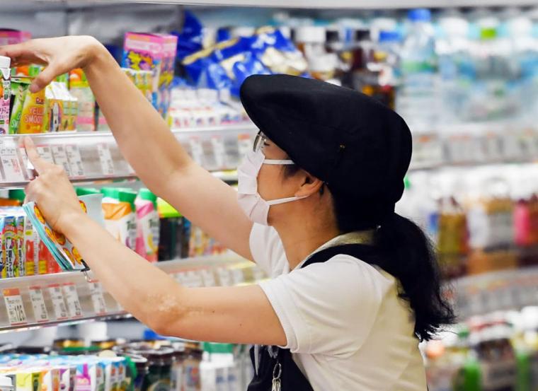 Υποχρεωτική η μάσκα σε μέσα μεταφοράς, ασανσέρ, νοσοκομεία-ιατρεία