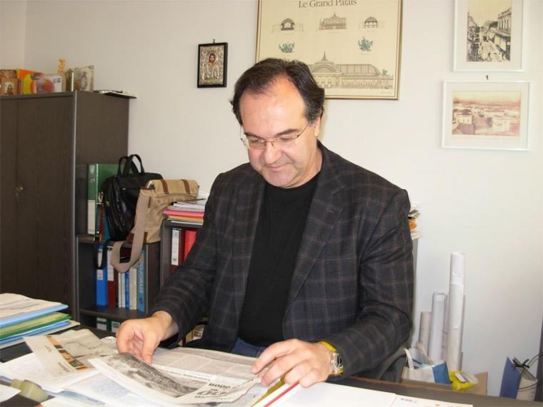 Παρέμβαση Κοσμόπουλου για τη διάβρωση στη Μικρή Μαντίνεια και την πρόσβαση στη θάλασσα