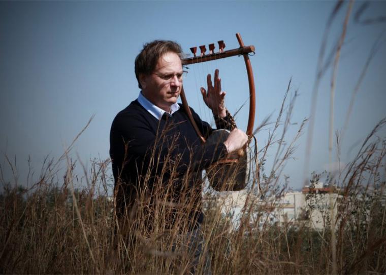 Παρουσιάζεται στο Μέγαρο Μουσικής το βιβλίο του Νίκου Ξανθούλη