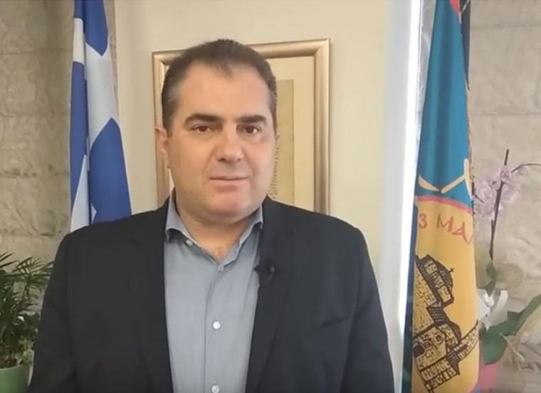 Ο δήμαρχος ανακοίνωσε απαλλαγή από δημοτικά τέλη και φόρους για τις επιχειρήσεις που έκλεισαν
