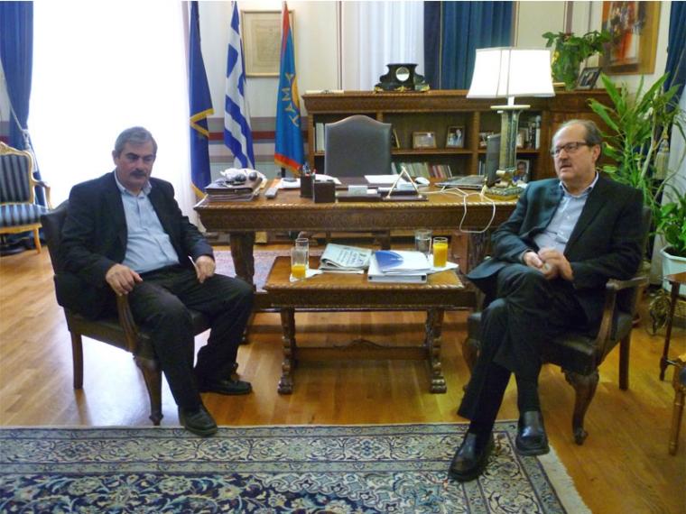 Στον Νίκα, που όμως έχει δηλώσει αναρμόδιος, απευθύνεται ο Πετράκος για τα αρχαία της Υπαπαντής
