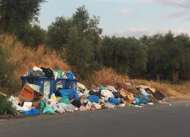 Η κατάσταση με τα σκουπίδια στην Αβία πλήττει την εικόνα και της Καλαμάτας