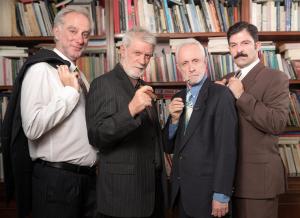 Επίσημη ανακοίνωση του ΔΗΠΕΘΕ Καλαμάτας για την καλοκαιρινή παραγωγή: «Δάφνες και Πικροδάφνες» των Κεχαΐδη-Χαβιαρά