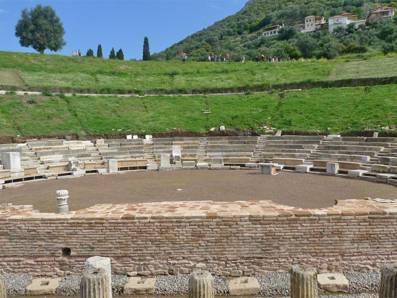 Ο Δήμος Μεσσήνης προειδοποιεί ότι δεν θα μπει κανείς στο αρχαίο θέατρο χωρίς εισιτήριο