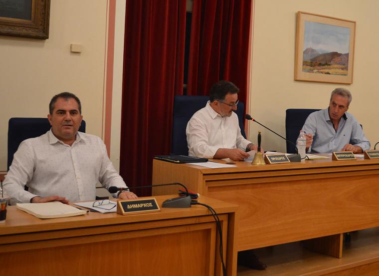 Τις αμέσως επόμενες μέρες πεζοδρόμηση και μονοδρόμηση τμημάτων της Ναυαρίνου