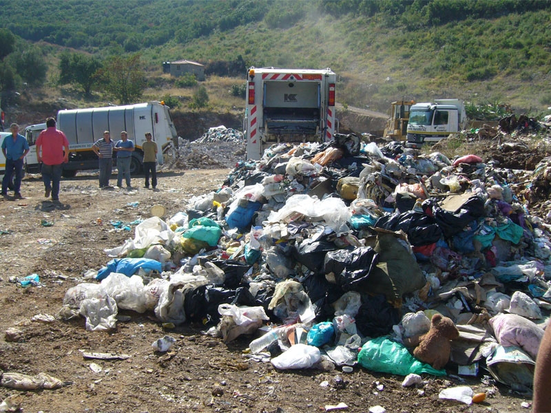 Κατάλληλη έκταση για να «επεξεργάζεται» τα σκουπίδια του ψάχνει ο Δήμος Τριφυλίας
