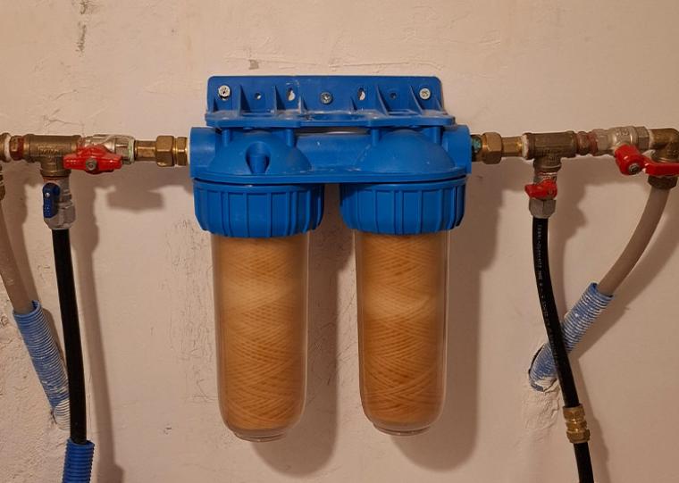 Τι συμβαίνει με το νερό κοντά στην Αγορά; - Αλλάζει δύο φίλτρα κάθε εβδομάδα!