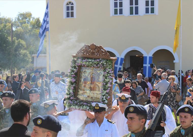 Πολύς κόσμος, εκπρόσωποι φορέων και υψηλά ιστάμενοι στη λαμπρή γιορτή της Φοινικούντας