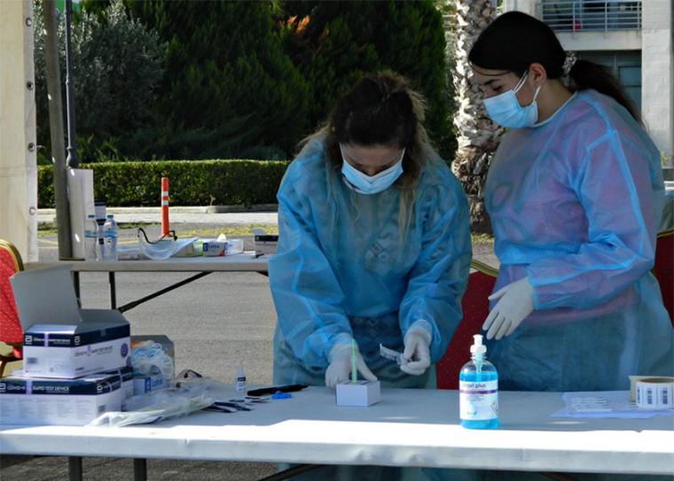 Ξανά σήμερα τεστ στην πλατεία της Μεσσήνης - Ο Δήμος προτρέπει τους κατοίκους να εξεταστούν