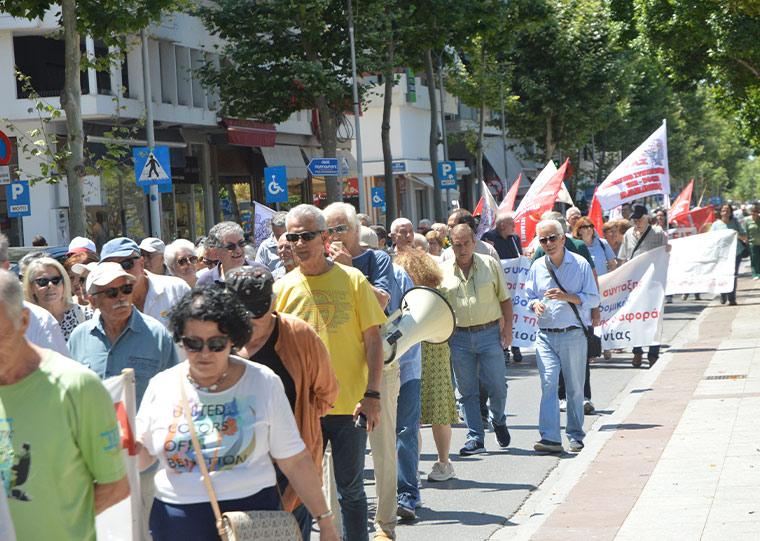 Οι συνταξιούχοι έδειξαν το δρόμο… Παμπελοποννησιακή κινητοποίηση στην Καλαμάτα