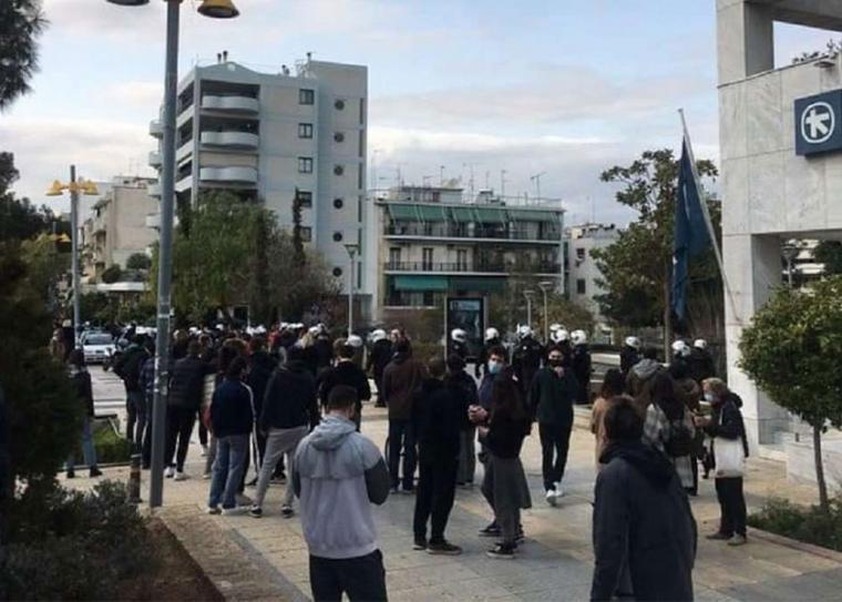 ΖΟΥΡΝΑΛΙΣΜΑΤΑ: Η πλάνη της κυβέρνησης