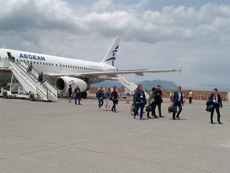 Aegean: Παράταση του αεροπορικού δρομολογίου Αθήνα-Καλαμάτα μέχρι τις 31 Οκτωβρίου