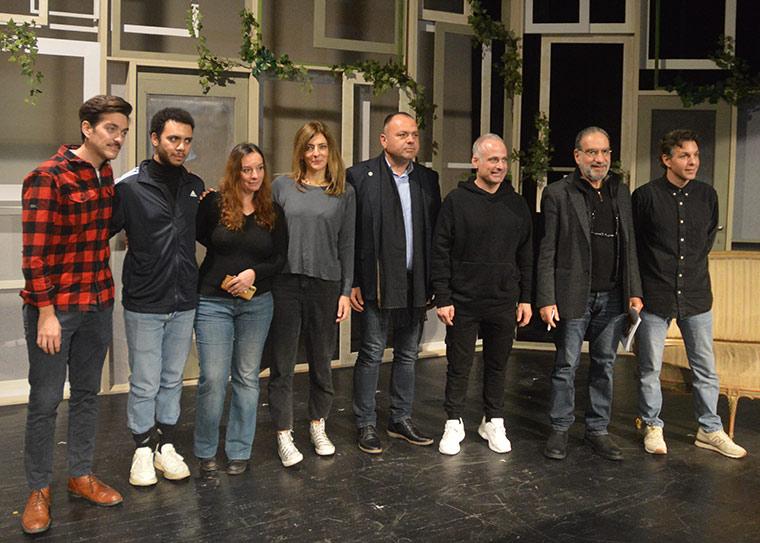 Δημήτρης Οικονομίδης, Γιώργος Φλωράτος, Ελίνα Δράκου, Ρένα Κυπριώτη, Παντελής Δρούγας, Τάσος Πυργιέρης, Γιάννης Μαργαρίτης, Λευτέρης Βασιλάκης