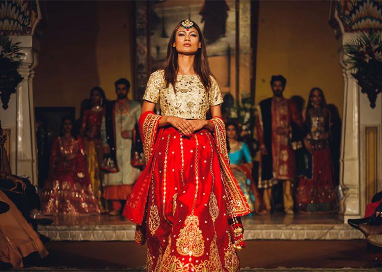 Ελέφαντας στην Αίγινα και άλλες ιστορίες (428)