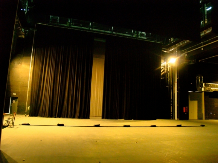 Γιατί τόση "μυστικοπάθεια" με τις κακοτεχνίες στο Μέγαρο Χορού;