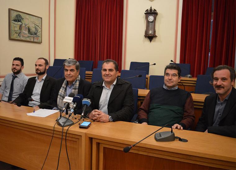 Ο δήμαρχος Θανάσης Βασιλόπουλος και συνεργάτες του, το 2019, ως υποψήφιος δήμαρχος κατά την προεκλογική περιόδο