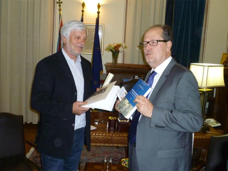 Φυσικό αέριο: Πλήρως ικανοποιημένος ο Π.Νίκας, “πολιτικό πυροτέχνημα” λέει ο Π.Τατούλης