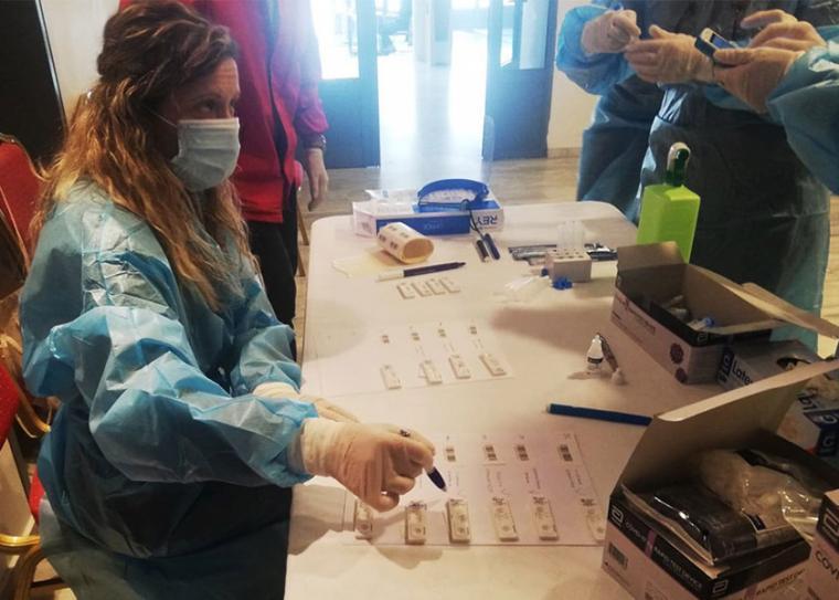 Δέκα τέσσερις οι νέες μολύνσεις στη Μεσσηνία, 2.785 στη χώρα