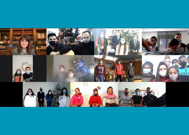 Κάλαντα στην Πρόεδρο της Δημοκρατίας και από τσιγγάνους της Καλαμάτας