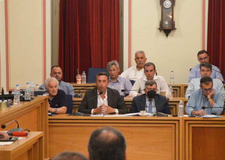 Καταψηφίστηκε παρά τον ηθικό πολιτικό “εκβιασμό” το “φαραωνικό” αντιπλημμυρικό του Νέδοντα