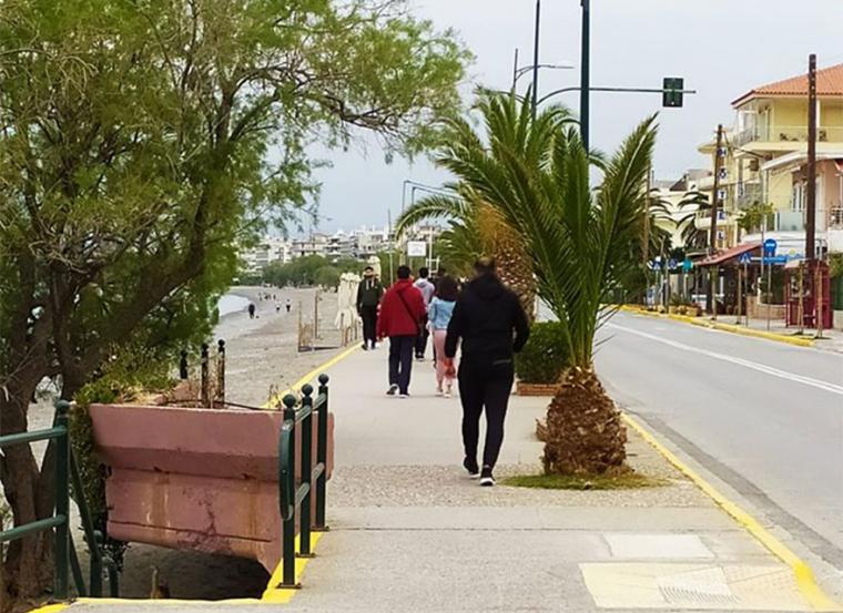 Η παράταξη Κοσμόπουλου ξαναθέτει την πρόταση μονοδρόμησης της Ναυαρίνου όσο διαρκούν τα μέτρα