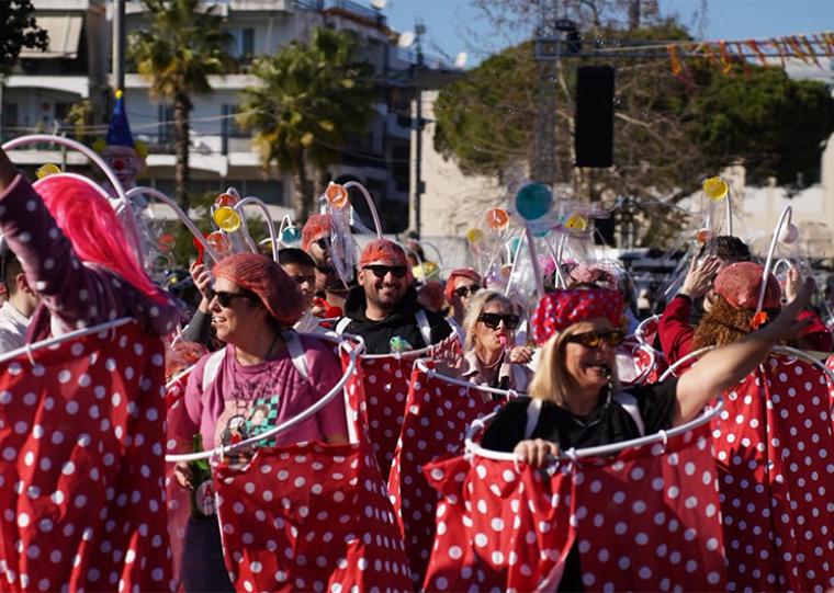Το γκρουπ «Ντουζιέρες» κέρδισε τα περισσότερα βραβεία του 166ου Καρναβαλιού Μεσσήνης