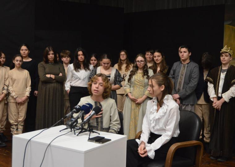 Ορφέας Άγγελος Χριστακούδης, Νικολέττα Σαρέλλα