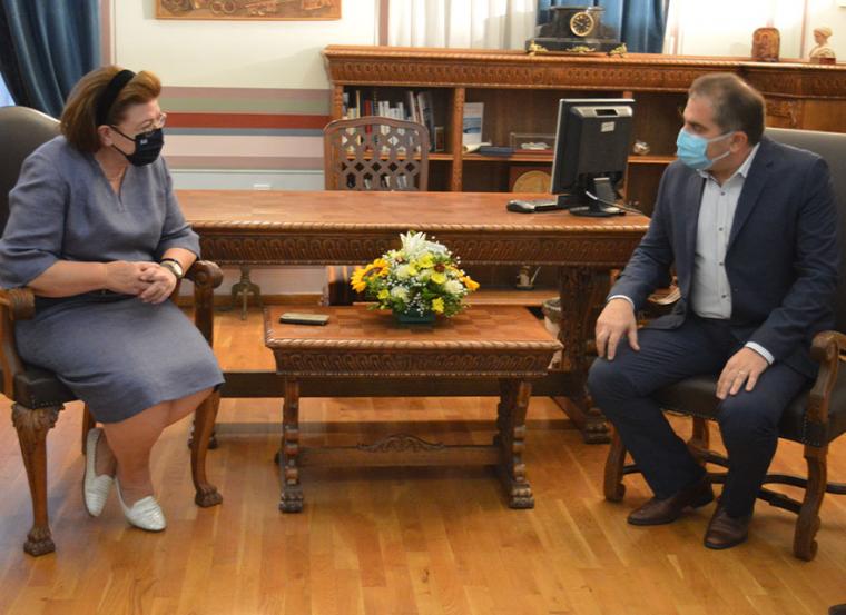 Μενδώνη: Το υπουργείο έχει αποφασίσει, τα αρχαία της Υπαπαντής προστατεύονται καταχωμένα…