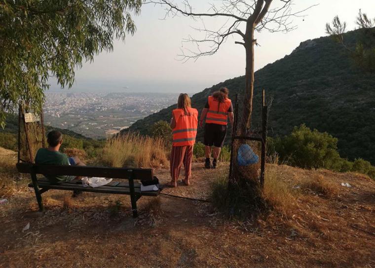 Συμπαράσταση στους πυρόπληκτους και επαγρύπνηση για φωτιές από την Κοινότητα Καλαμάτας και εθελοντές