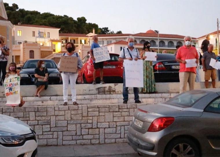 Ο Ηλίας Μπιτσάνης για την ανασκαφή στην Υπαπαντή: “Το τρένο μπήκε στις ράγες”