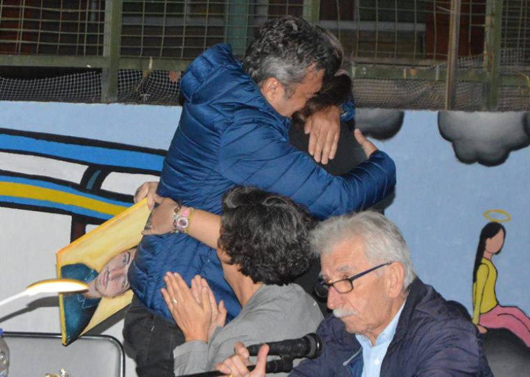 Ο πόνος να μιλήσει, η συγκάλυψη δεν θα κερδίσει - Συγκίνηση και πείσμα στο 3ο Γυμνάσιο Καλαμάτας