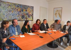 Χαρά Κιουρή, Γρηγόρης Οικονομόπουλος, Αγγελική Κατσιώλη, Χριστίνα Λαδά, Περικλής Κορομηλάς, Γιάννης Κωστάκης, Χρήστος Μπένος