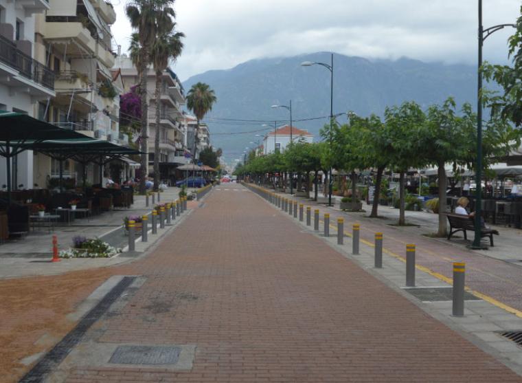 Ανοίγει την Παρασκευή η Ναυαρίνου παρά τις προτάσεις για πεζοδρόμηση