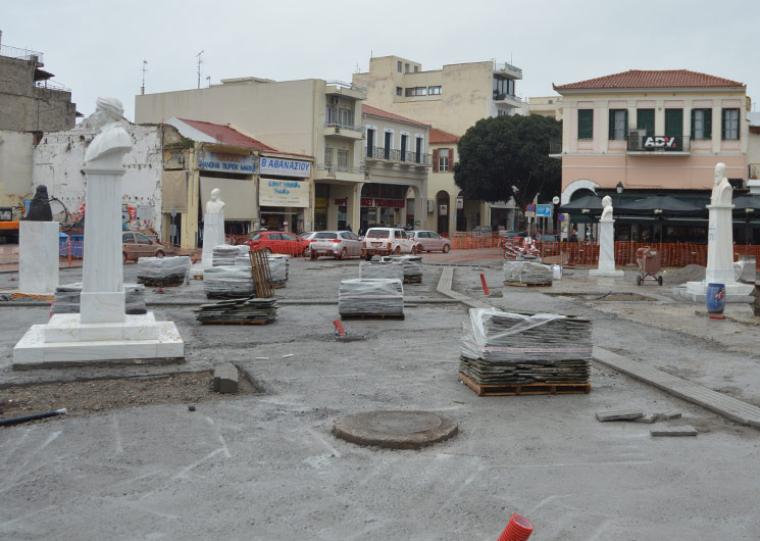 Μπερδεύει ο προσανατολισμός των οπλαρχηγών του ‘21 στην υπό ανάπλαση πλατεία 23ης Μαρτίου