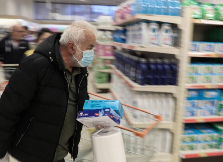 Τσιόδρας: Πιθανώς με μάσκα στους κλειστούς χώρους κατά την χαλάρωση των περιοριστικών μέτρων