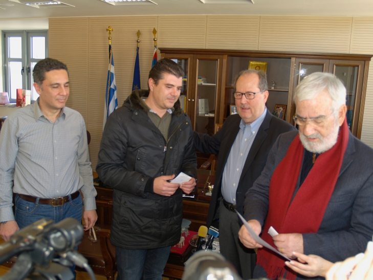 Παναγιώτης Γιαννόπουλος (αντιδήμαρχος πρόνοιας), Παναγιώτης Μουργής, Παναγιώτης Νίκας και Μιχάλης Σούμπλης 