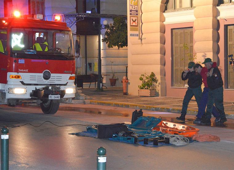 Πυροσβεστική, Δήμος, άλλες υπηρεσίες και εθελοντικές ομάδες αντιμετώπισαν τον “Σεισίχθων”